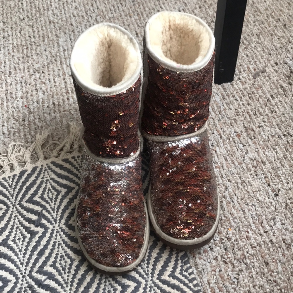 Champagne Sparkle Uggs